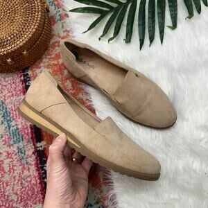 Dr. Scholl's Jet Away Flat Loafer 8 Neutral Beige Minimalist preppy Casual